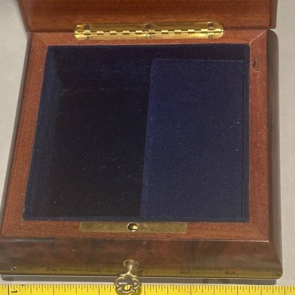 Jewelry Boxes - Picture 3 of 12